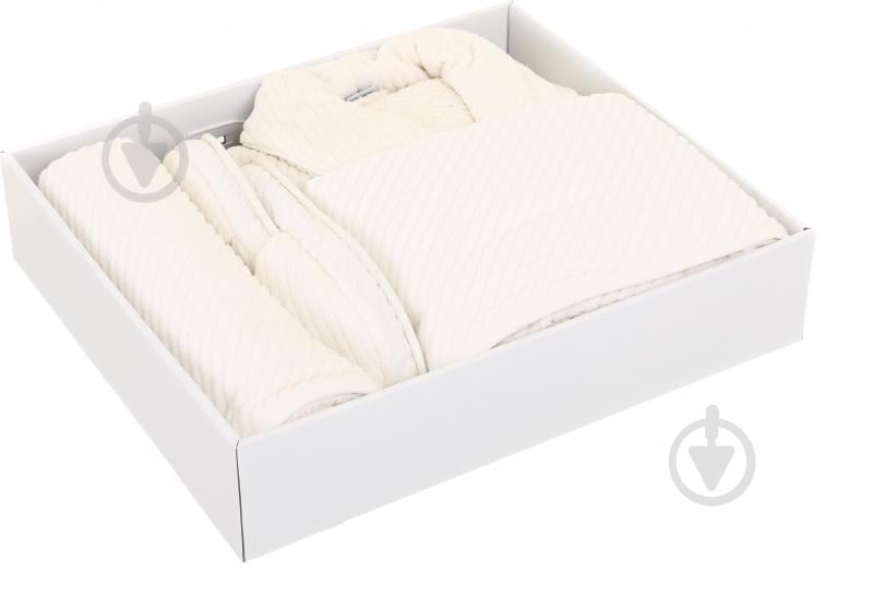 Набор полотенец ABC с халатом и домашней обувью р. M кремовый - фото 1 Набор полотенец ABC с халатом и домашней обувью р. M кремовый - фото 1