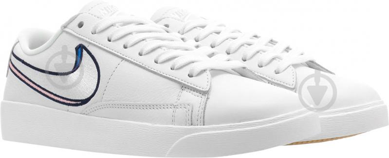 Кроссовки женские демисезонные Nike Blazer Low LX AV9371-101 р.36 белые - фото 1