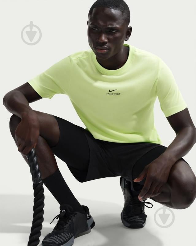 Футболка Nike M NK DF TEE STD PRO IH1947-360 р.M жовтий - фото 3 Футболка Nike M NK DF TEE STD PRO IH1947-360 р.M жовтий - фото 3