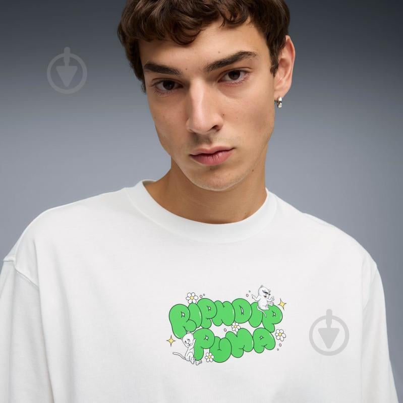 Футболка Puma PUMA X RIPNDIP Boxy Graphic Tee 63241302 р.S белый - фото 3 Футболка Puma PUMA X RIPNDIP Boxy Graphic Tee 63241302 р.S белый - фото 3