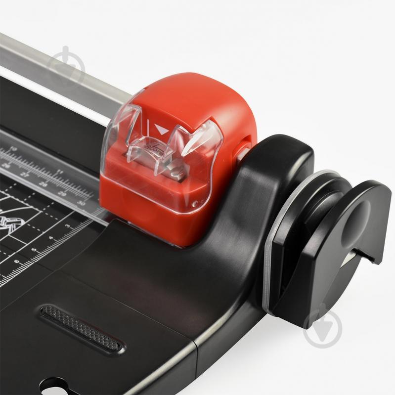 Резак роликовый Monolith TM 28 4-в-1 - фото 6 Резак роликовый Monolith TM 28 4-в-1 - фото 6