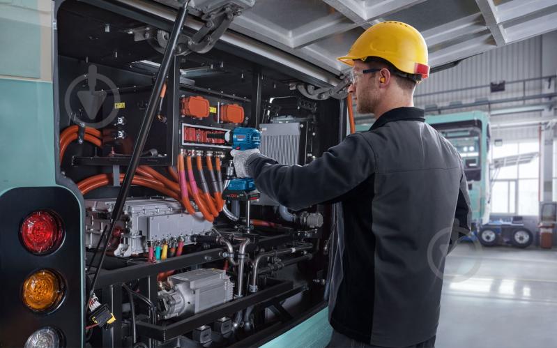 Гайковерт ударный аккумуляторный Bosch Professional IDS 18V-200T (2 x GBA 18V 4.0Ah ProCORE + GAL 18V-40) 06019N0021 - фото 16 Гайковерт ударный аккумуляторный Bosch Professional IDS 18V-200T (2 x GBA 18V 4.0Ah ProCORE + GAL 18V-40) 06019N0021 - фото 16