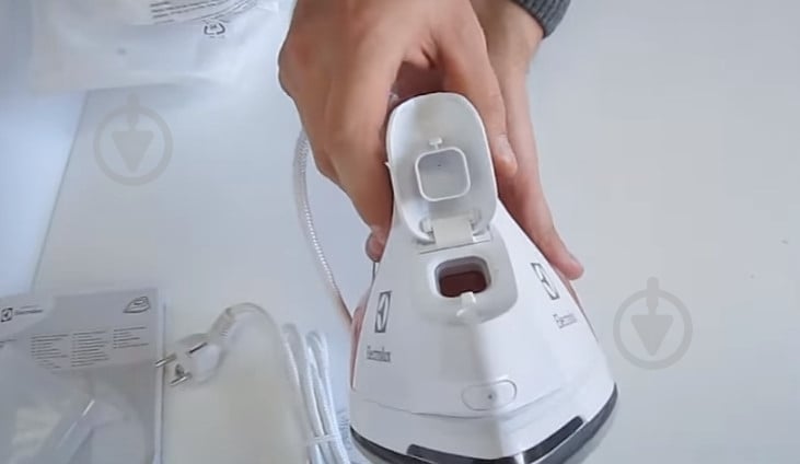 Утюг Electrolux EDB 5210 - фото 9
