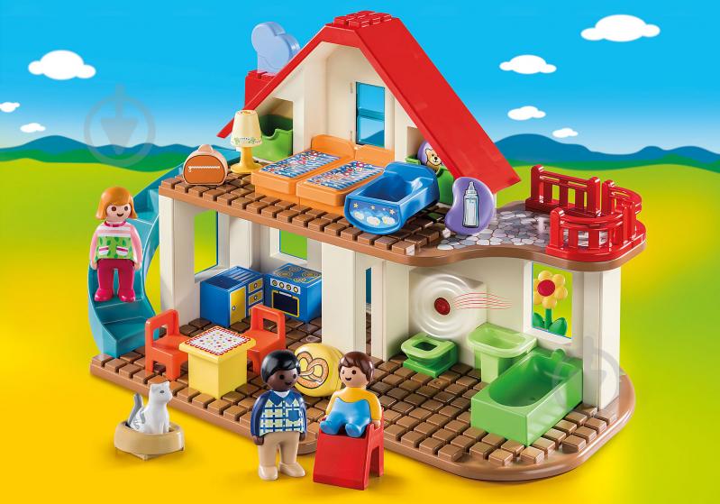 Конструктор Playmobil Будиночок в селі 70129 - фото 3