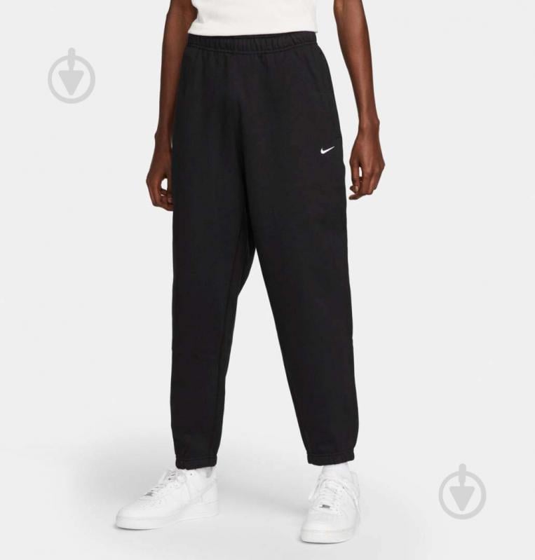 Брюки Nike NK SOLO SWSH FLC CF PANT DX1364-010 р. S черный - фото 1