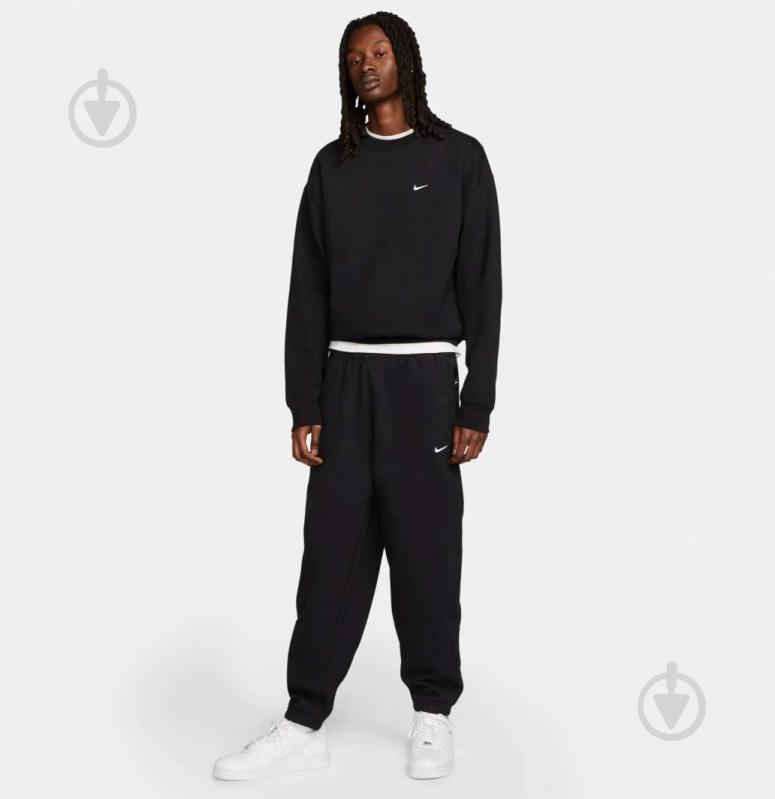 Брюки Nike NK SOLO SWSH FLC CF PANT DX1364-010 р. S черный - фото 4