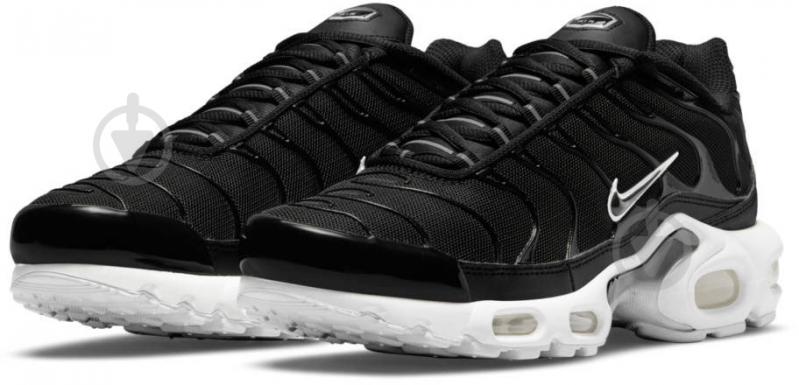 Кросівки жіночі Nike WMNSAIR MAX PLUS DM2362-001 р.42,5 чорні - фото 5