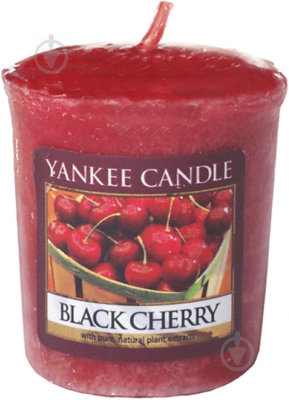 Свічка ароматична Yankee Candle Black Cherry 49 г - фото 1