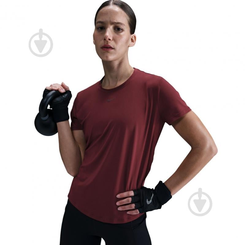 Футболка Nike W NK ONE CLASSIC DF SS TOP FN2798-619 р.S бордовий - фото 4 Футболка Nike W NK ONE CLASSIC DF SS TOP FN2798-619 р.S бордовий - фото 4
