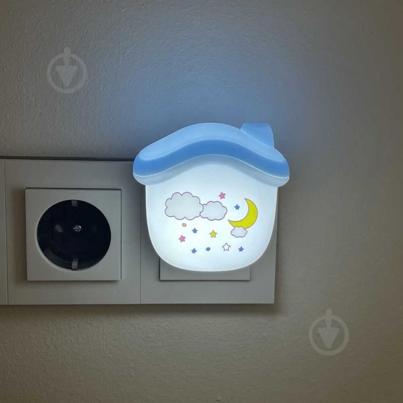 Нічник-розетка Violux LED HOMMY 0,6 Вт блакитний 310307 - фото 1