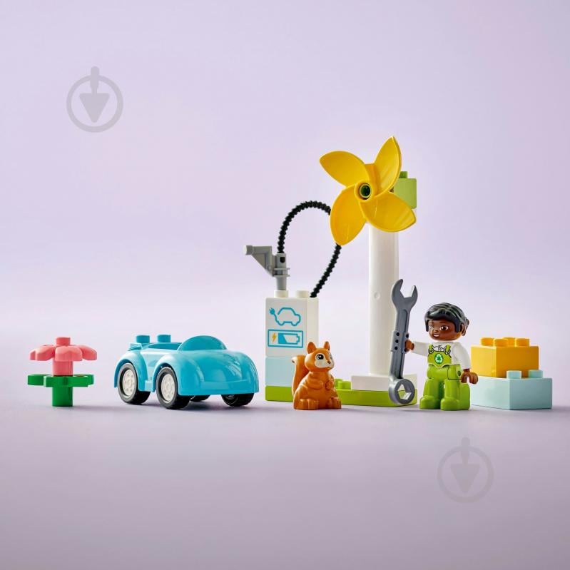 Конструктор LEGO DUPLO Ветрогенератор и электромобиль 10985 - фото 6