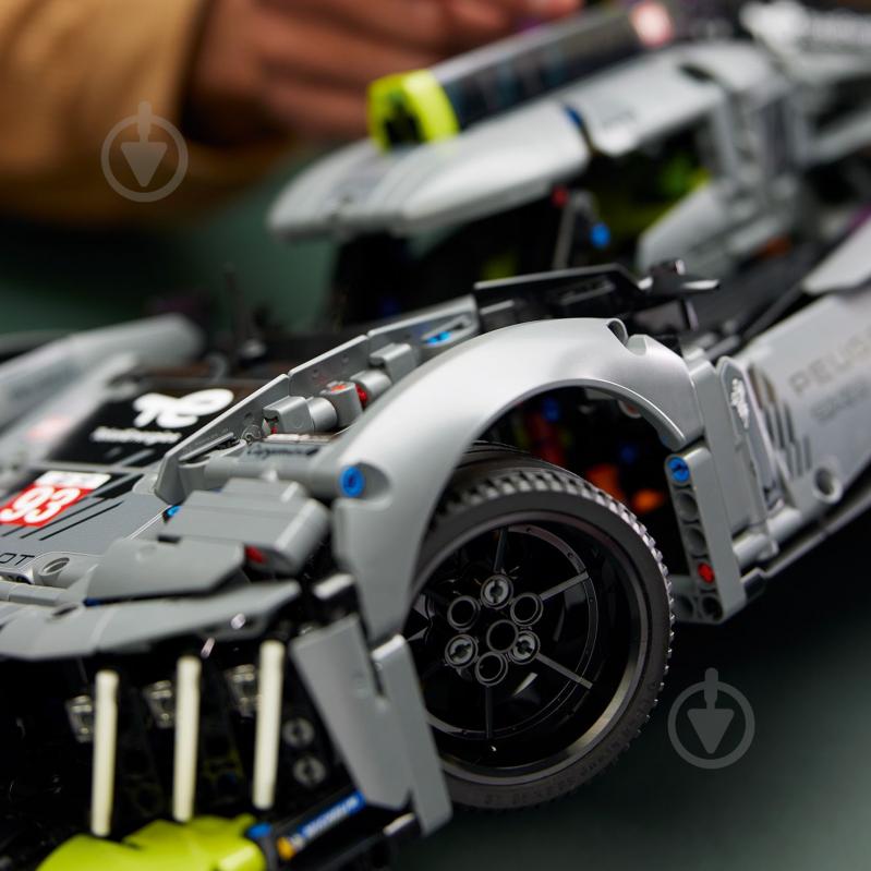 Конструктор LEGO Super Heroes Marvel PEUGEOT 9х8 24h Le Mans Hybrid Hypercar 42156 - фото 5