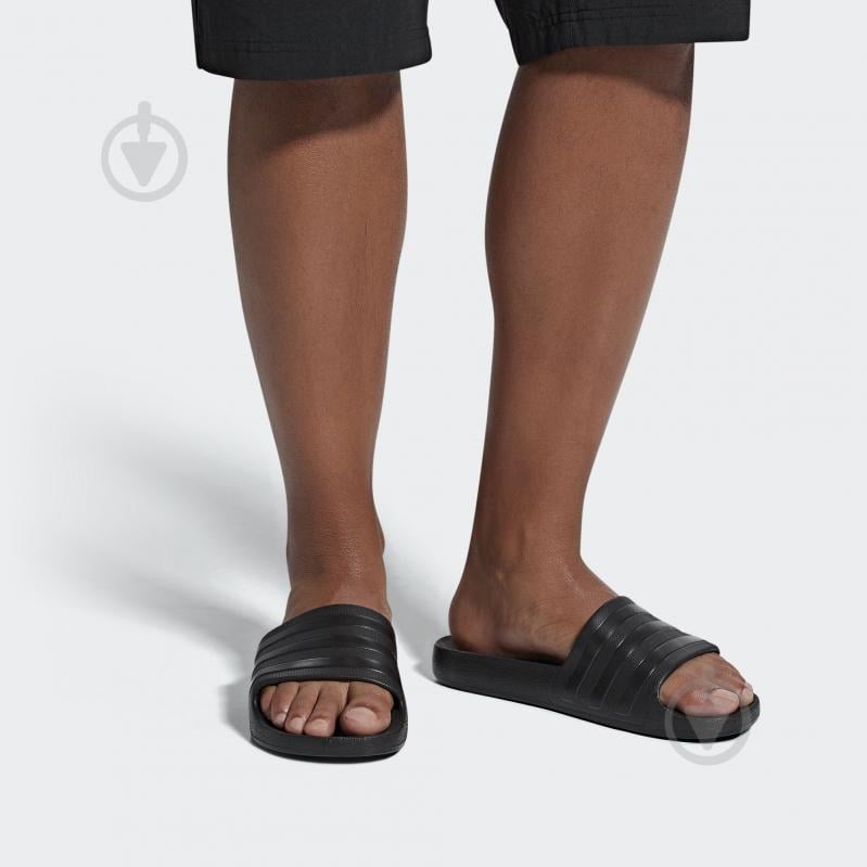 Шльопанці Adidas ADILETTE AQUA F35550 р.43 1/3 чорний - фото 10