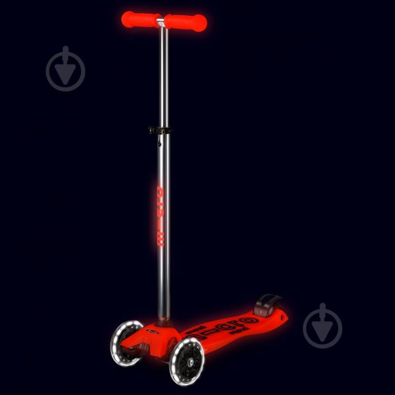 Самокат Micro серии Maxi Deluxe Glow LED красная аура MMD368 - фото 7 Самокат Micro серии Maxi Deluxe Glow LED красная аура MMD368 - фото 7