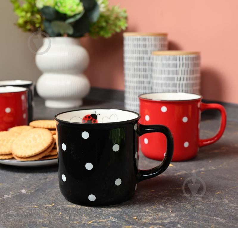 Чашка Fiora Ladybug Black 330 мл - фото 2 Чашка Fiora Ladybug Black 330 мл - фото 2