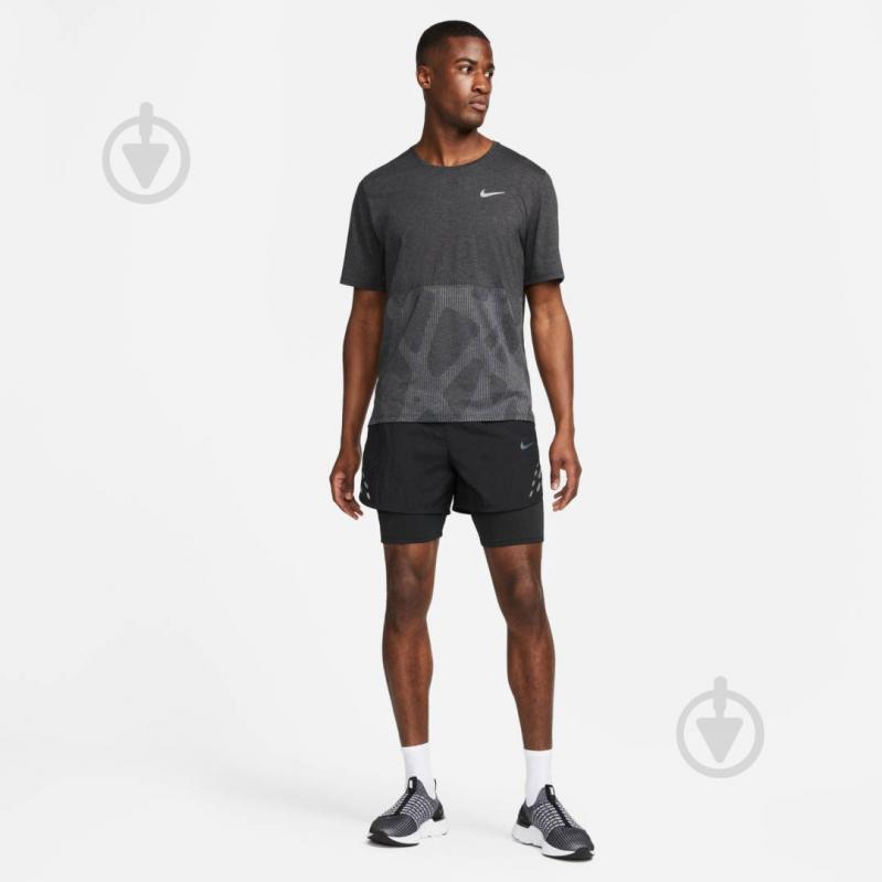 Футболка Nike DQ4750-032 р.S сірий - фото 6 Футболка Nike DQ4750-032 р.S сірий - фото 6