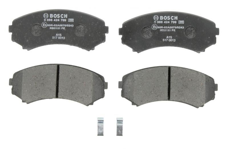 Гальмівні колодки передні MAZDA E; MITSUBISHI ENDEAVOR, GRANDIS, PAJERO, PAJERO SPORT I 2.0D-3.8 02.97- ( 0986424709 BOSCH