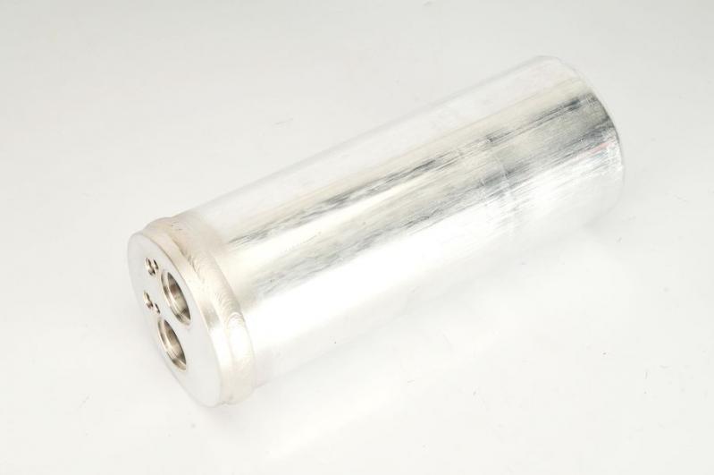 Осушувач кондиционера VW Passat 1.9D 01- 33204 NRF