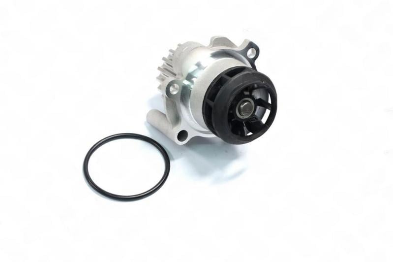 Насос водяной VW CADDY III  TRANSPOTER V SKODA OCTAVIA 04-10 RD150165422 RIDER