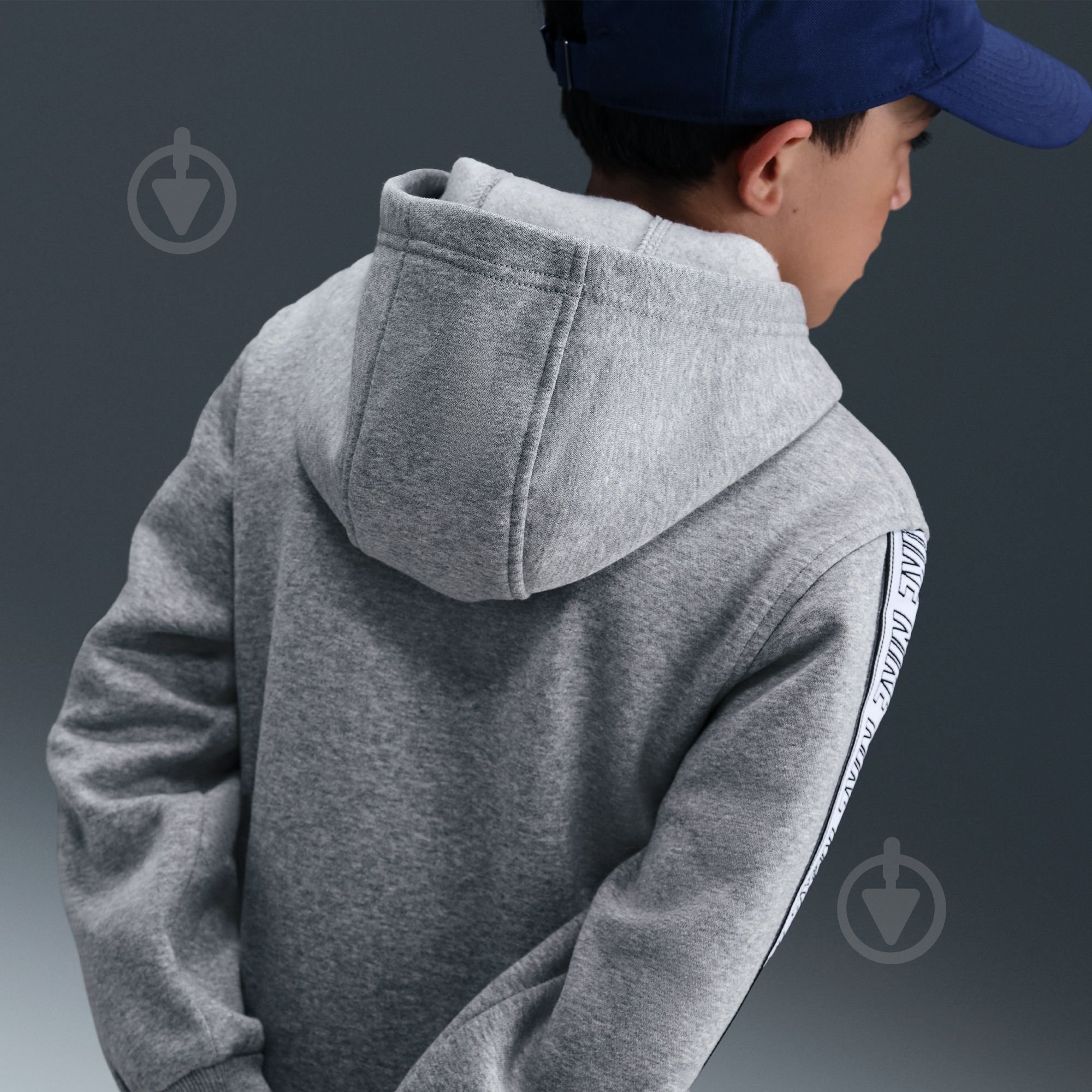 Джемпер Nike K NSW CLUB+ FLC HDY HQ9321-063 р.XL сірий - фото 16