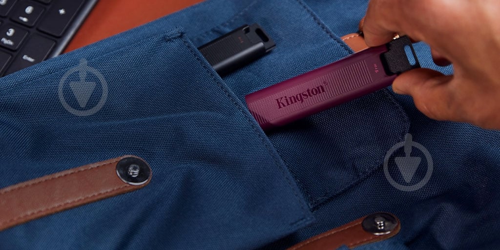 Накопичувач Kingston DT Max Type-A 256 ГБ USB Type-C USB 3.2 red (DTMAXA/256GB) - фото 7 Накопичувач Kingston DT Max Type-A 256 ГБ USB Type-C USB 3.2 red (DTMAXA/256GB) - фото 7