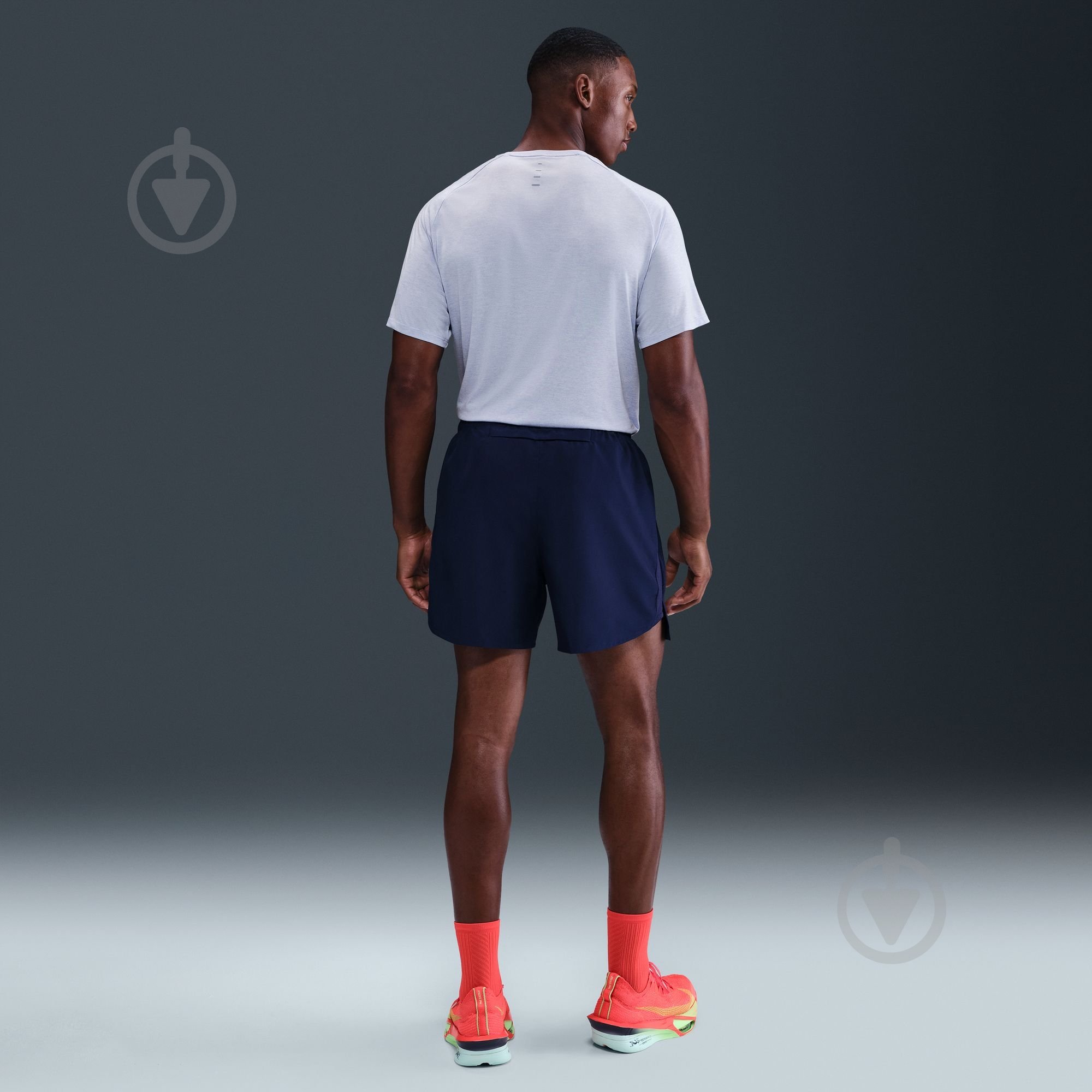 Футболка Nike M NK DFADV STRIDE SS TOP HV5203-057 р.M серый - фото 4