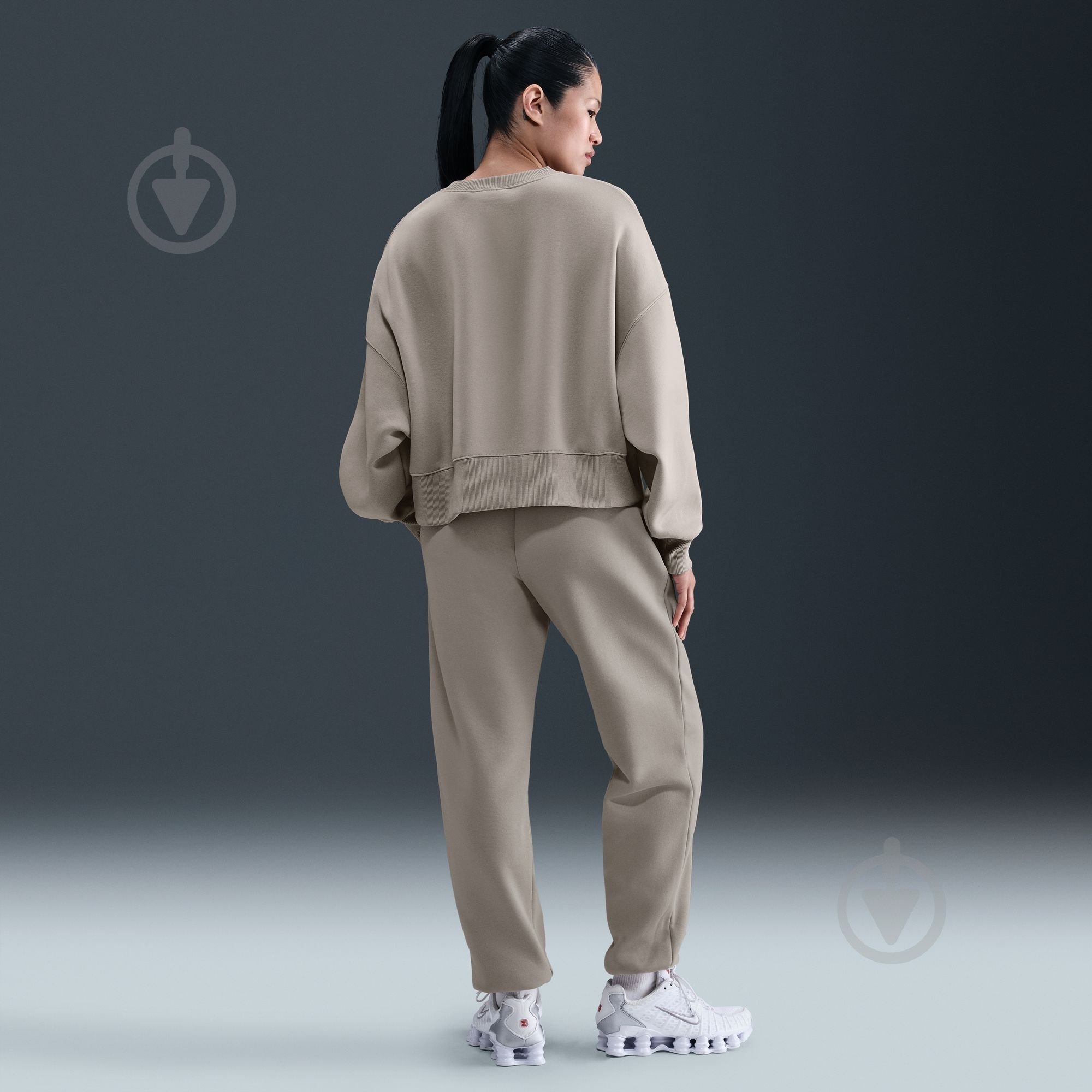 Штани Nike W NSW PHNX FLC HR OS PANT 2 FZ5996-009 р. XS бежевий - фото 4 Штани Nike W NSW PHNX FLC HR OS PANT 2 FZ5996-009 р. XS бежевий - фото 4