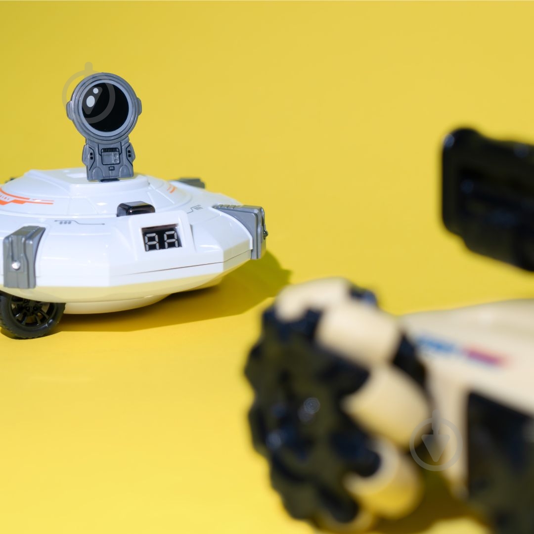 Танк на радіокеруванні OTAMANKO SPACE BATTLE бежевий 532.02.36 - фото 6 Танк на радіокеруванні OTAMANKO SPACE BATTLE бежевий 532.02.36 - фото 6