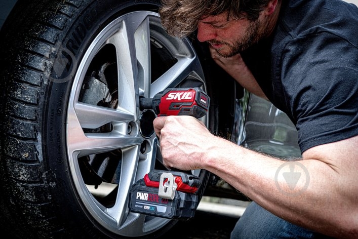 Гайковерт ударный аккумуляторный SKIL 3265 CA Compact - фото 2 Гайковерт ударный аккумуляторный SKIL 3265 CA Compact - фото 2