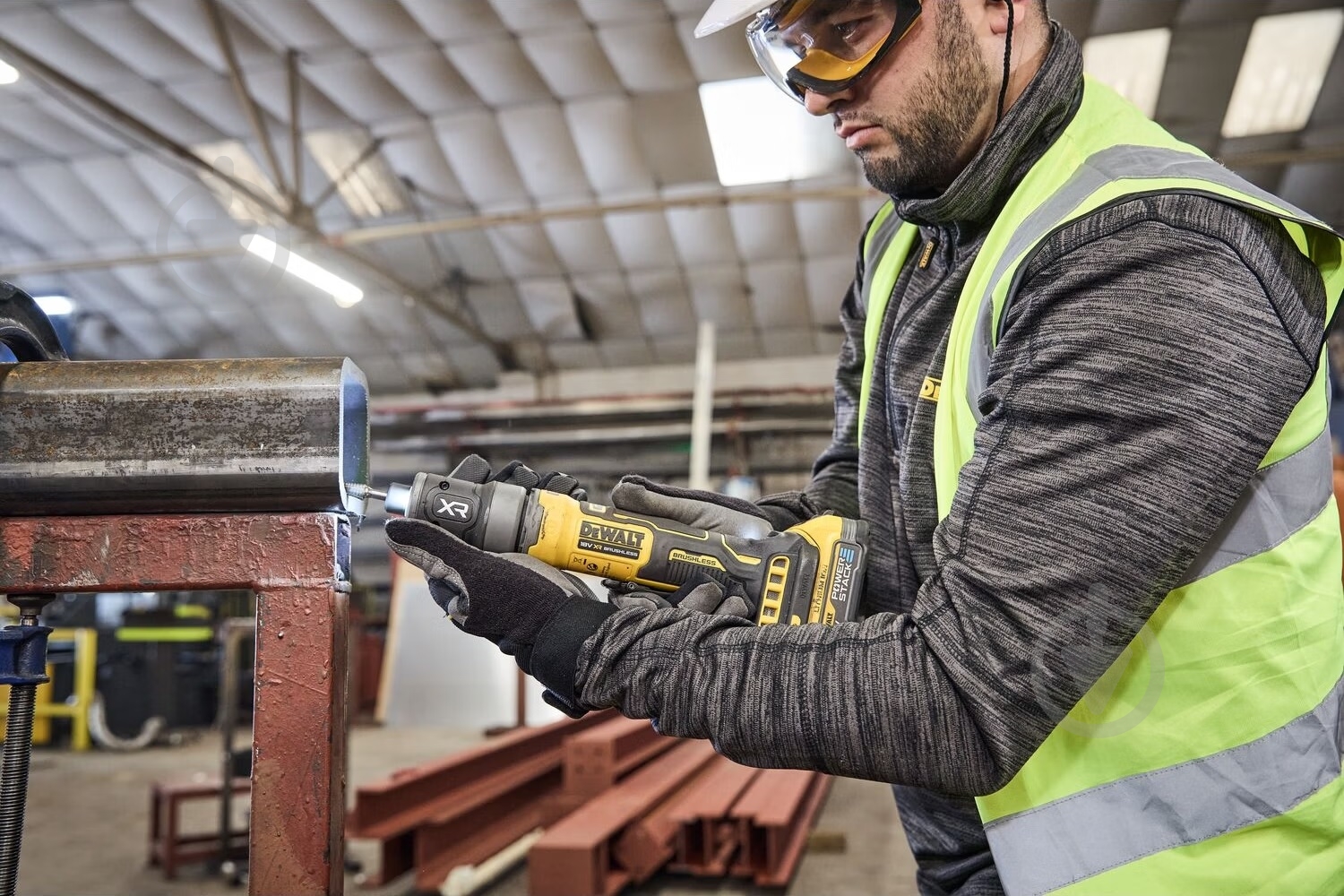 Машина шлифовальная DeWalt DCG420N - фото 7 Машина шлифовальная DeWalt DCG420N - фото 7