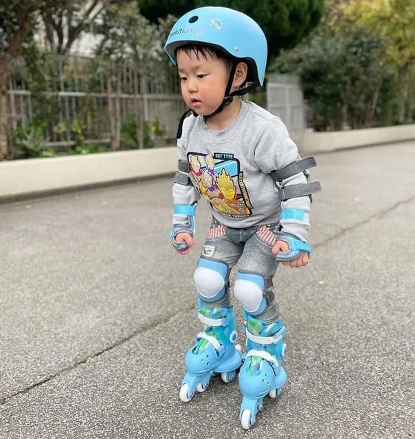 Роликовые коньки Yvolution Twista YC01B4 р. 30-34 голубой - фото 7