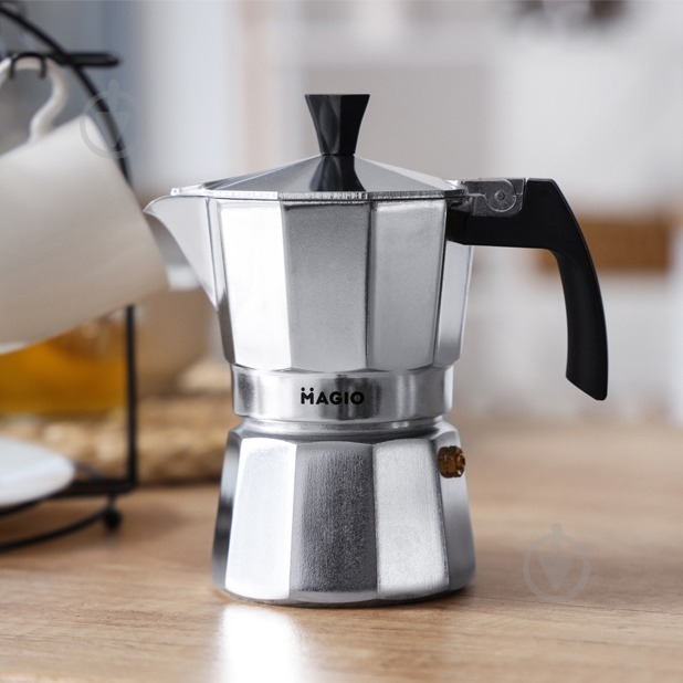 Кофеварка гейзерная Magio MG-1002 - фото 3
