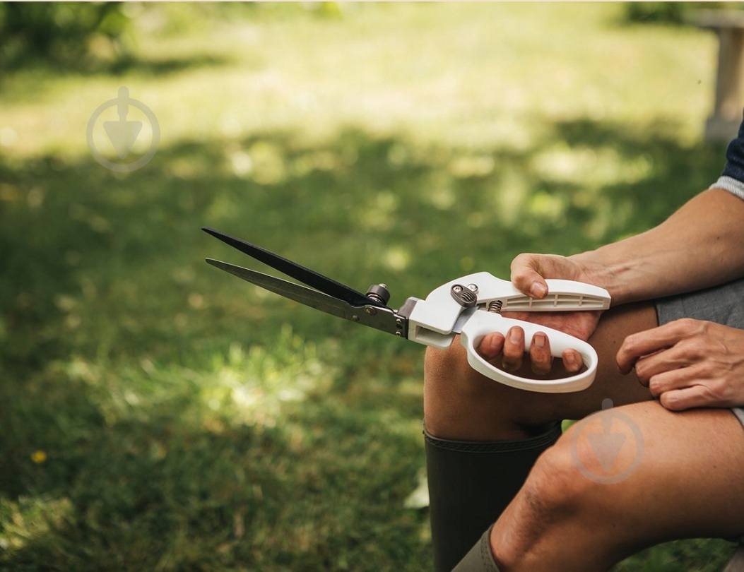 Набор садового инструмента Fiskars Ножницы для травы White GS41 + лопата - фото 4 Набор садового инструмента Fiskars Ножницы для травы White GS41 + лопата - фото 4