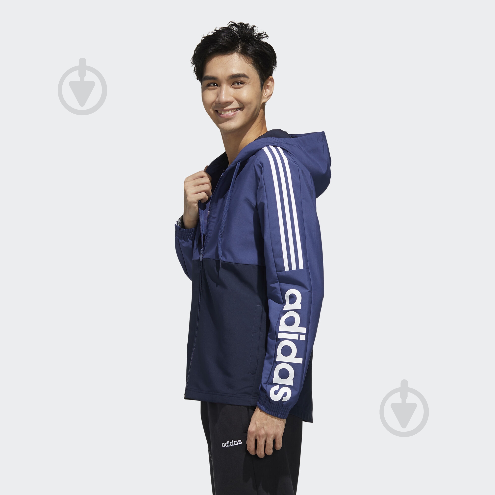 Ветровка мужская демисезонная Adidas M ESS CB WB FL8625 р.XL синяя - фото 4 Ветровка мужская демисезонная Adidas M ESS CB WB FL8625 р.XL синяя - фото 4