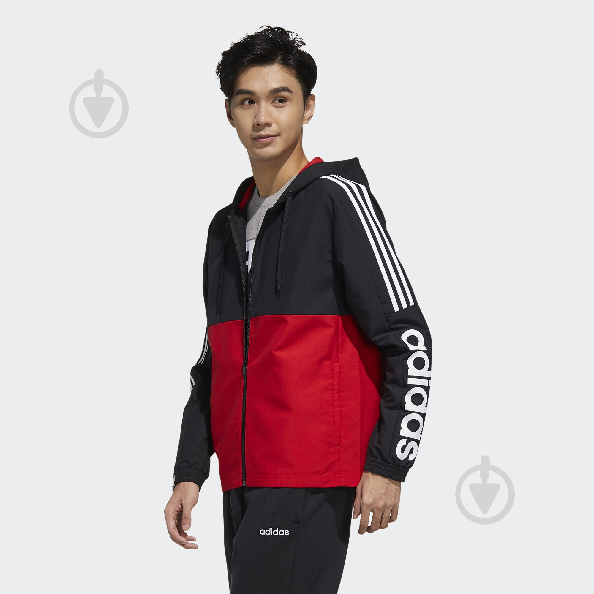 Вітрівка чоловіча демісезонна Adidas M ESS CB WB FL8626 р.XXL чорна - фото 4