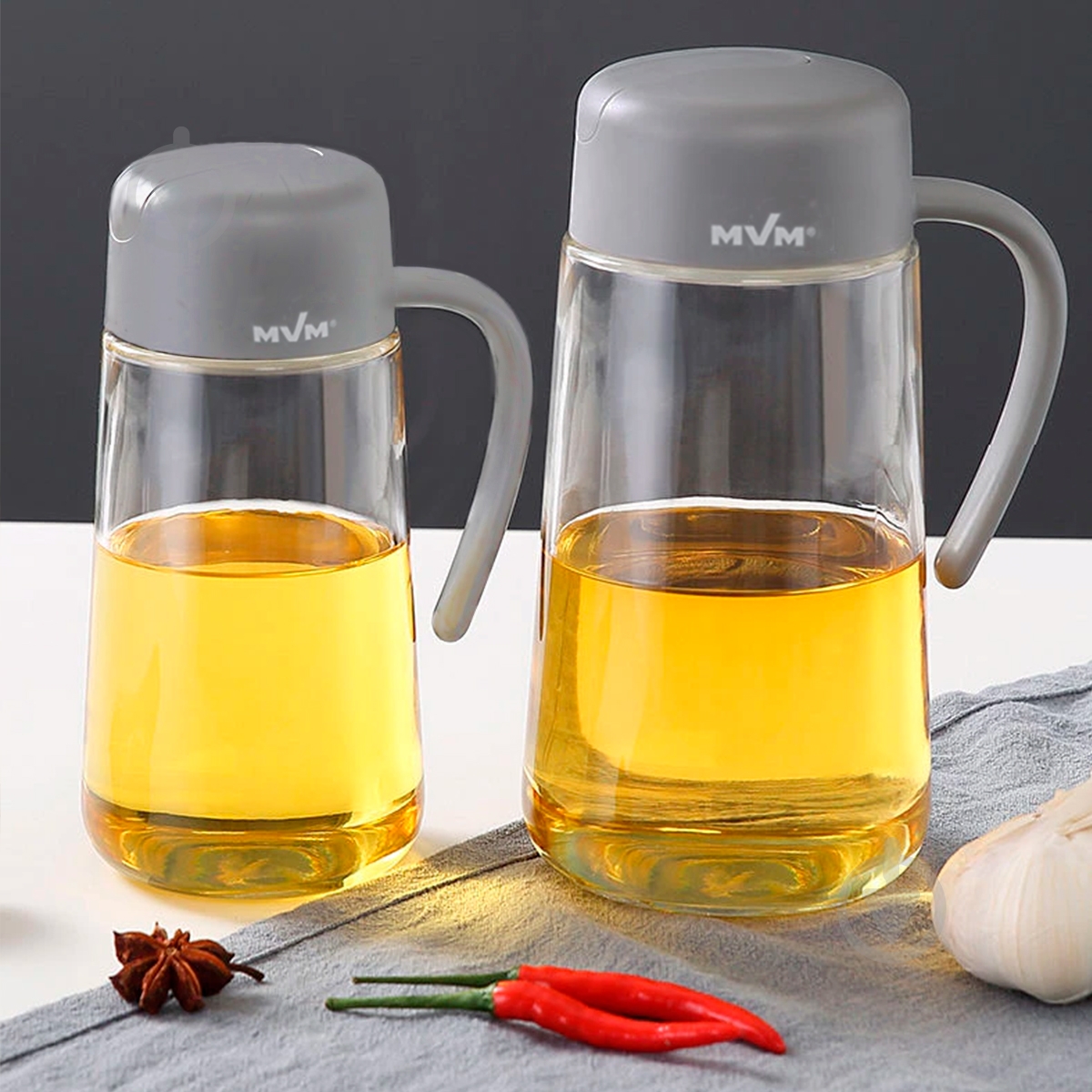 Емкость для масла или уксуса MVM KP-09 S T/GRAY стекло 600 мл - фото 3 Емкость для масла или уксуса MVM KP-09 S T/GRAY стекло 600 мл - фото 3