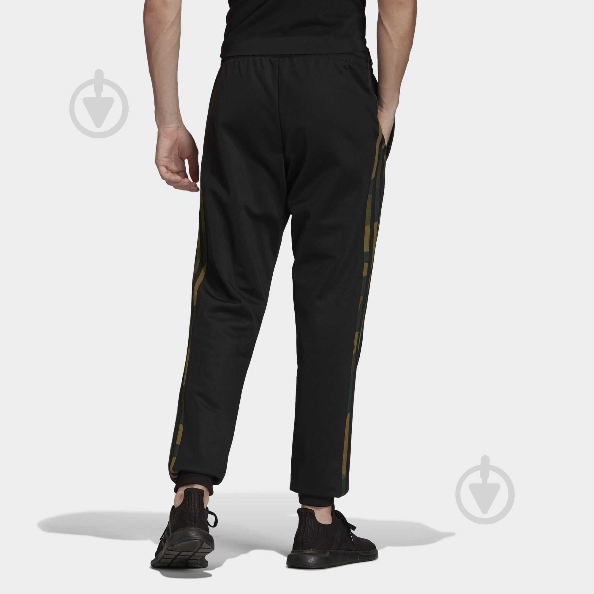 Брюки Adidas CAMO TP FM3360 р. M черный - фото 5