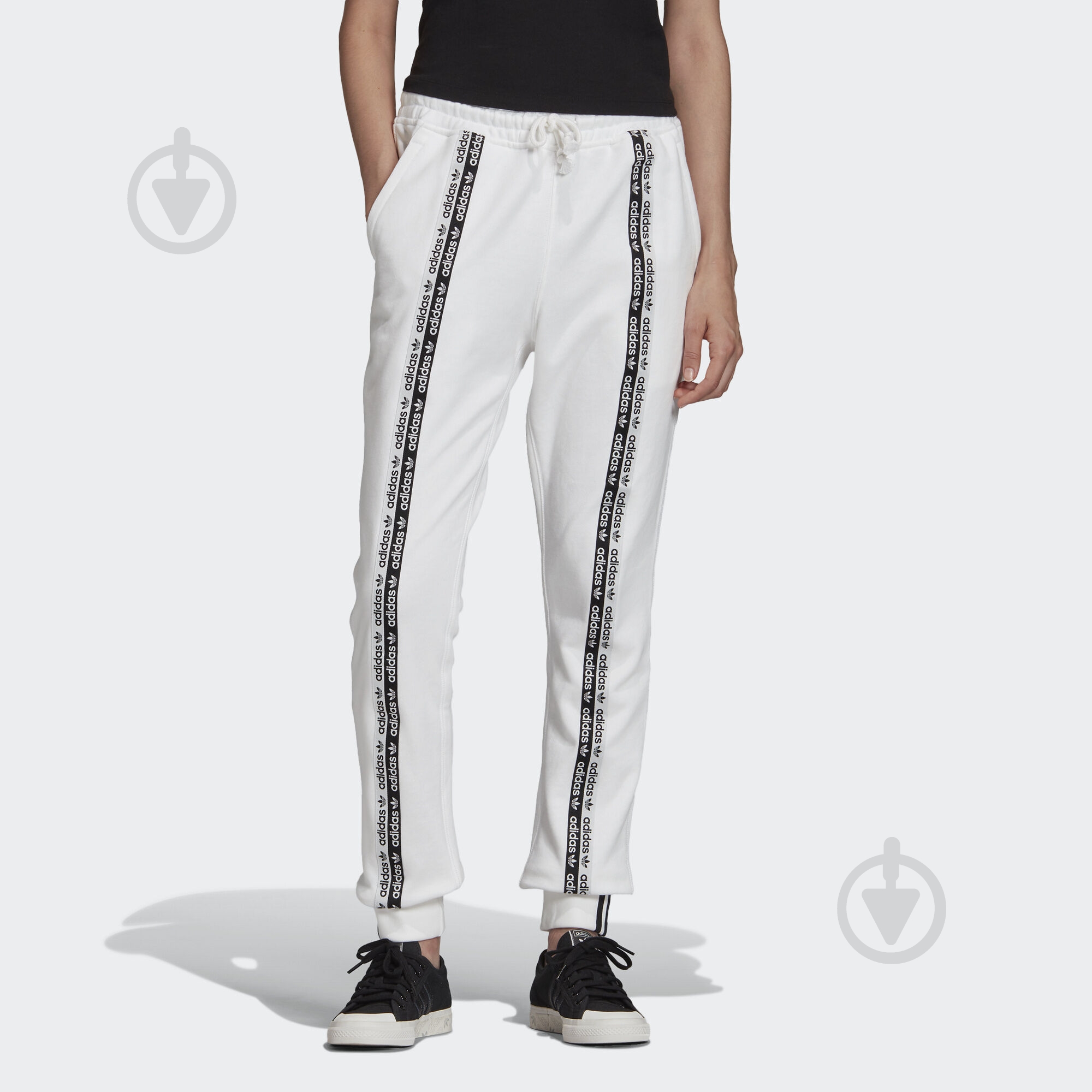 Штани Adidas CUFF PANT FM4384 р. 44 білий - фото 3