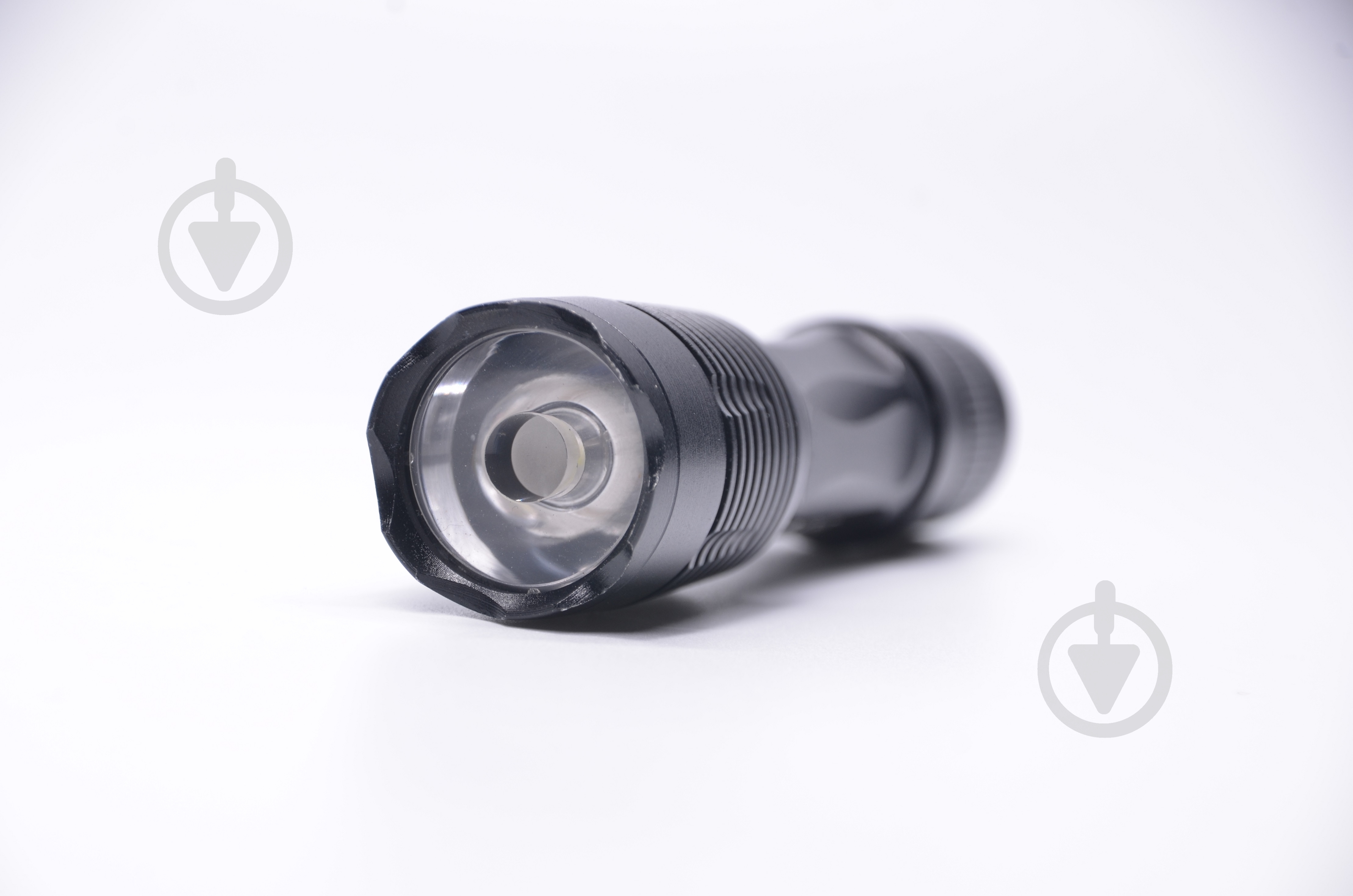 Фонарь Treker LP-8402-1AA черный - фото 2 Фонарь Treker LP-8402-1AA черный - фото 2