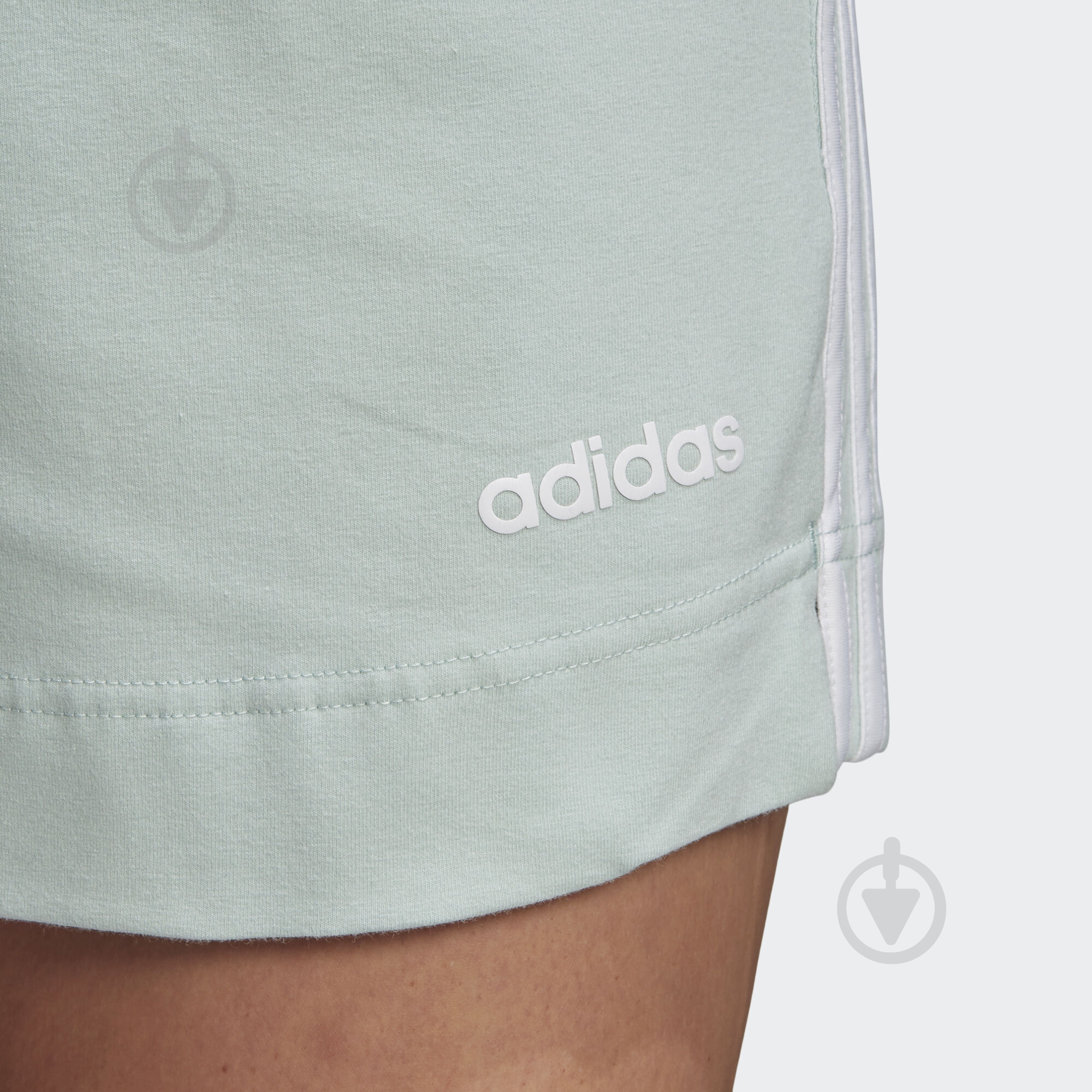 Шорты Adidas W E 3S SHORT FM6685 р. M зеленый - фото 9