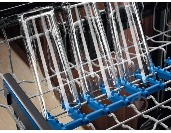 Встраиваемая посудомоечная машина Electrolux EEQ947200L - фото 6