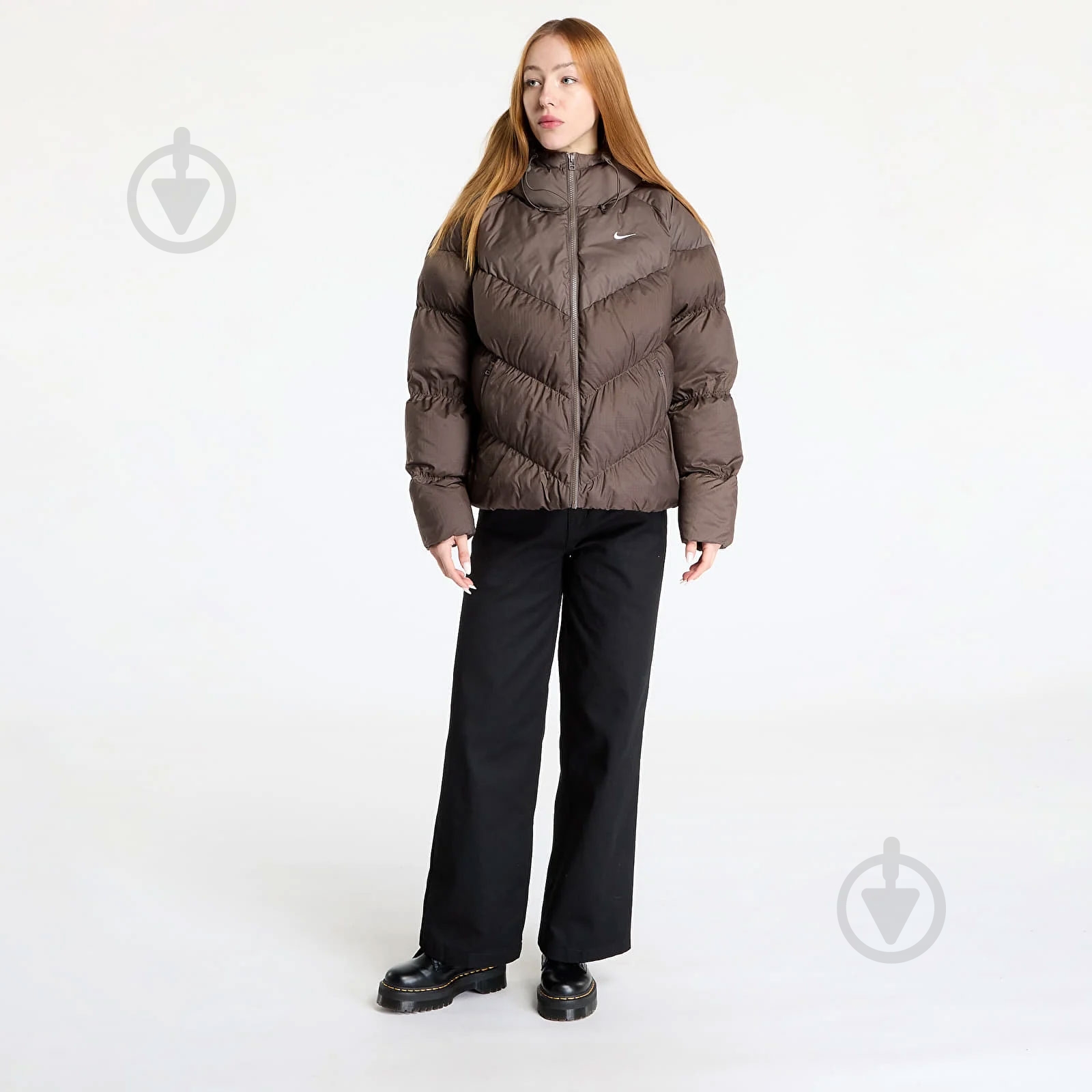 Куртка жіноча зимова Nike NSSF SYNFL NK WPFR HF7865-004 р.XS коричнева - фото 5 Куртка жіноча зимова Nike NSSF SYNFL NK WPFR HF7865-004 р.XS коричнева - фото 5