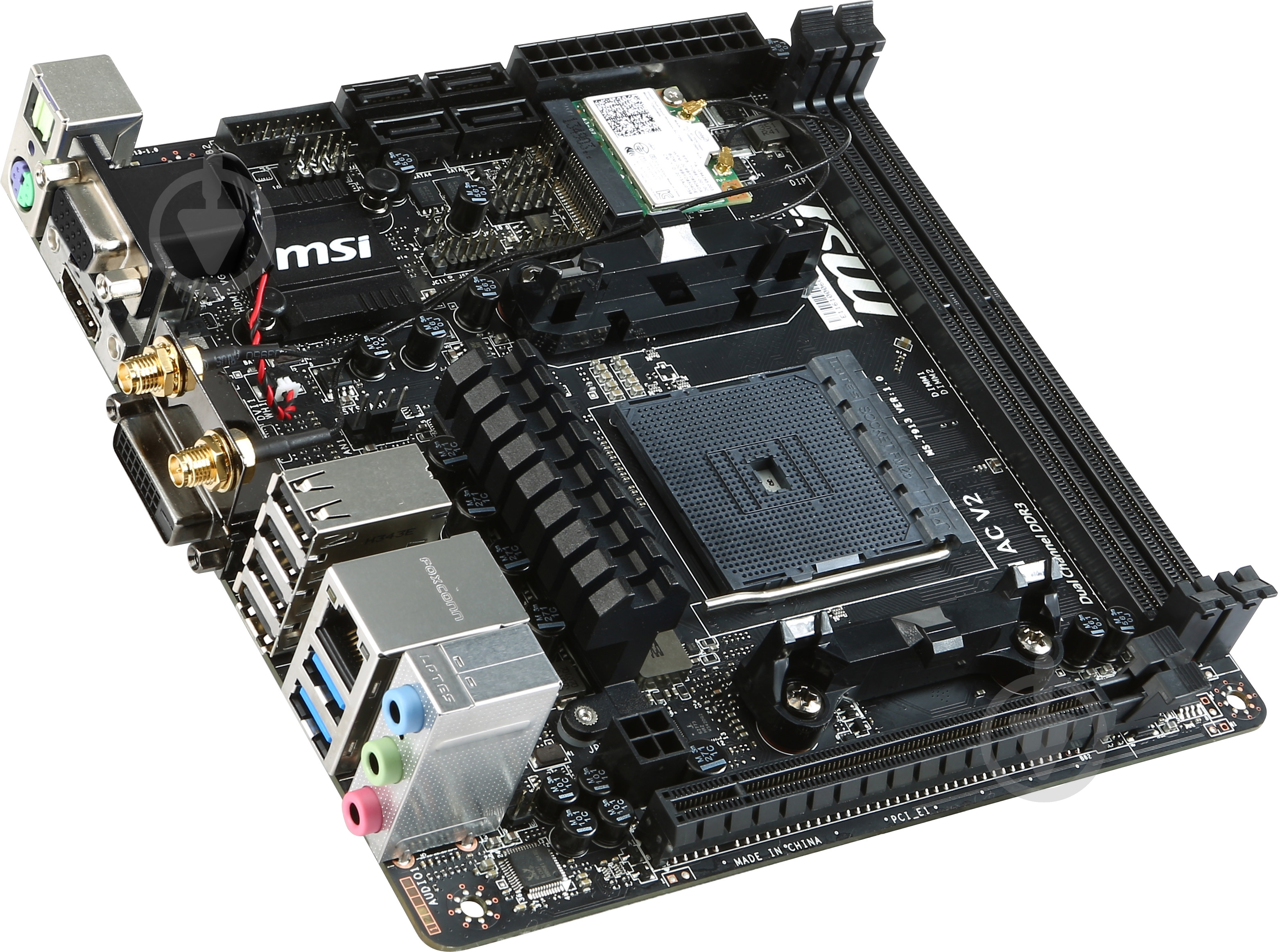 Материнская плата MSI A88XI_AC_V2 (Socket FM2+, AMD A88X, mini ITX) - фото 2 Материнская плата MSI A88XI_AC_V2 (Socket FM2+, AMD A88X, mini ITX) - фото 2