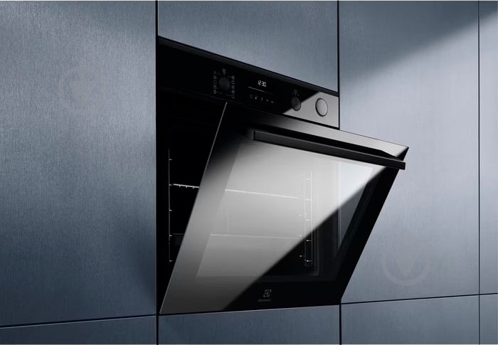 Духовой шкаф Electrolux EOC6P77H с паром SteamCrisp PRO 700 - фото 7