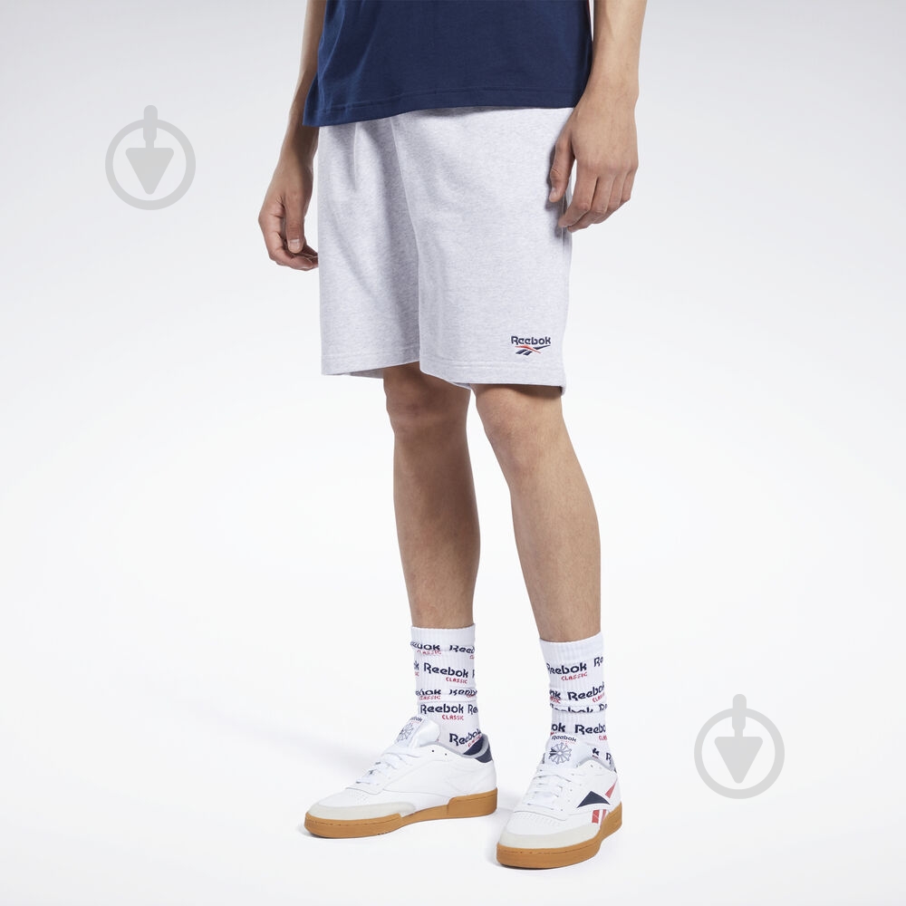 Шорти Reebok CL F VECTOR SHORT FL0431 р. S сірий - фото 1 Шорти Reebok CL F VECTOR SHORT FL0431 р. S сірий - фото 1