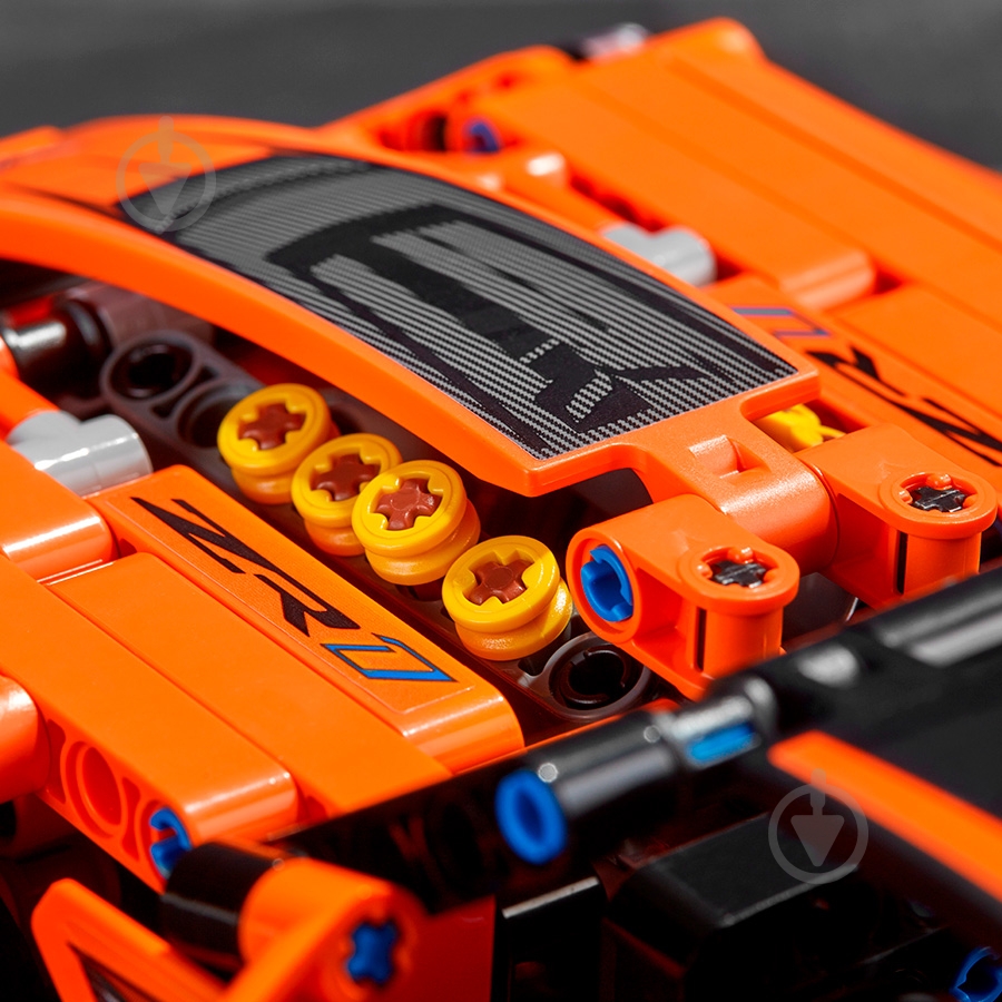 Конструктор LEGO Technic Chevrolet Corvette ZR1 42093 - фото 24