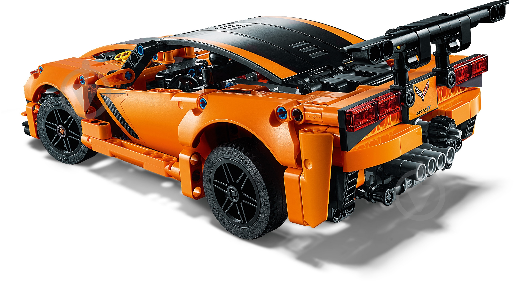Конструктор LEGO Technic Chevrolet Corvette ZR1 42093 - фото 6