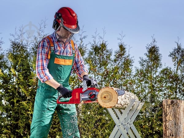 Пила цепная аккумуляторная Einhell FORTEXXA 18/30 - фото 3 Пила цепная аккумуляторная Einhell FORTEXXA 18/30 - фото 3