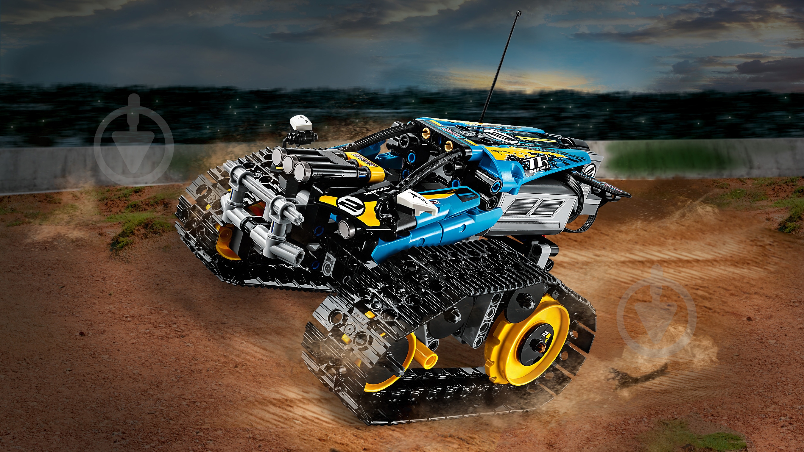 ᐉ Конструктор LEGO Technic Каскадерский гоночный автомобиль на