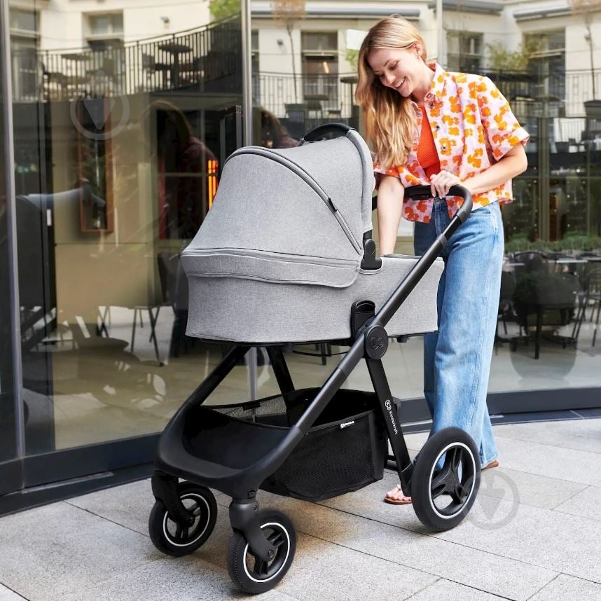 Коляска універсальна 2 в 1 Kinderkraft Everyday Light Gray KSEVER00LGR2000 - фото 4 Коляска універсальна 2 в 1 Kinderkraft Everyday Light Gray KSEVER00LGR2000 - фото 4